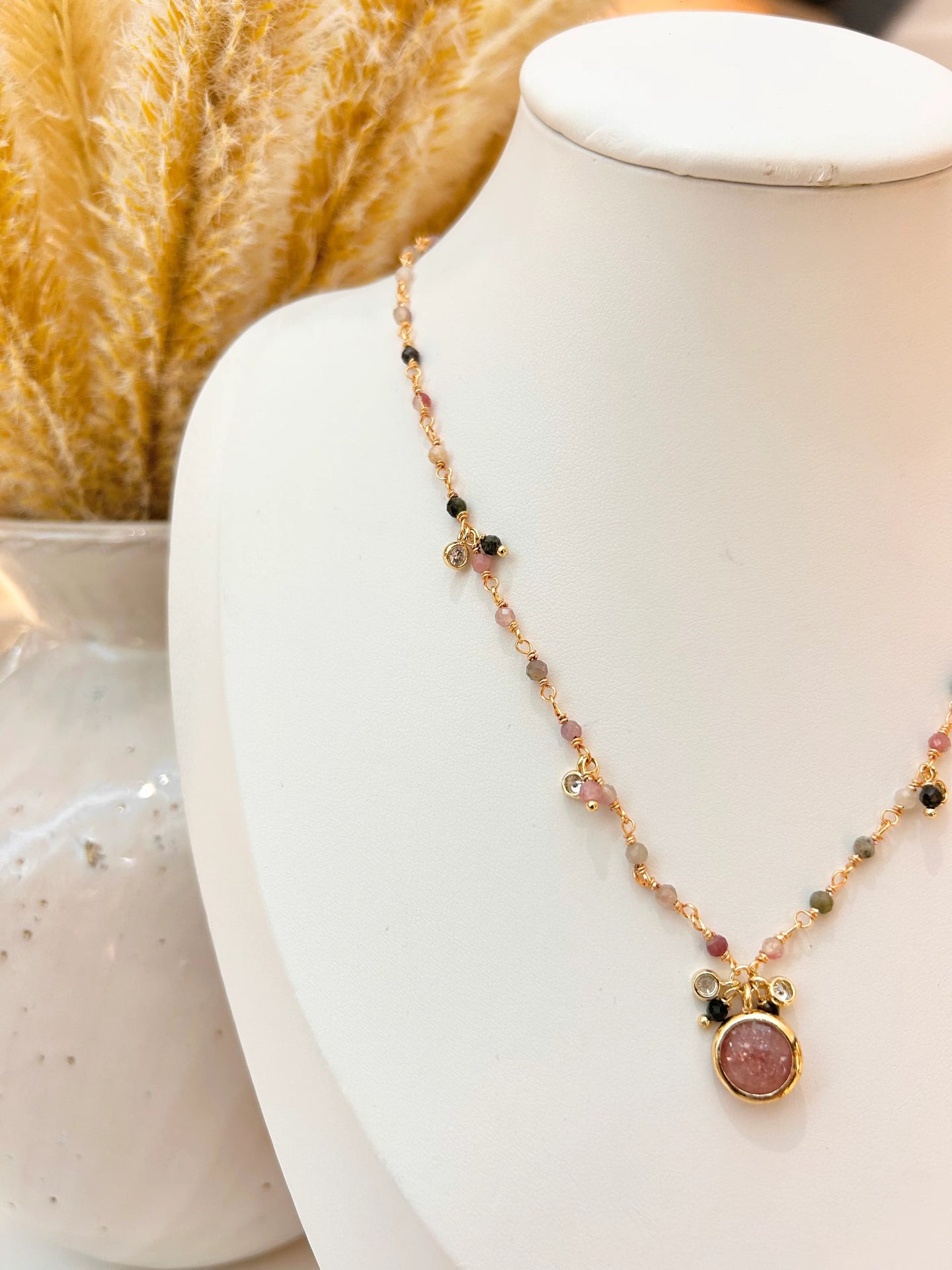 VIRELLE STRAWBERRY QUARTZ NECKLACE