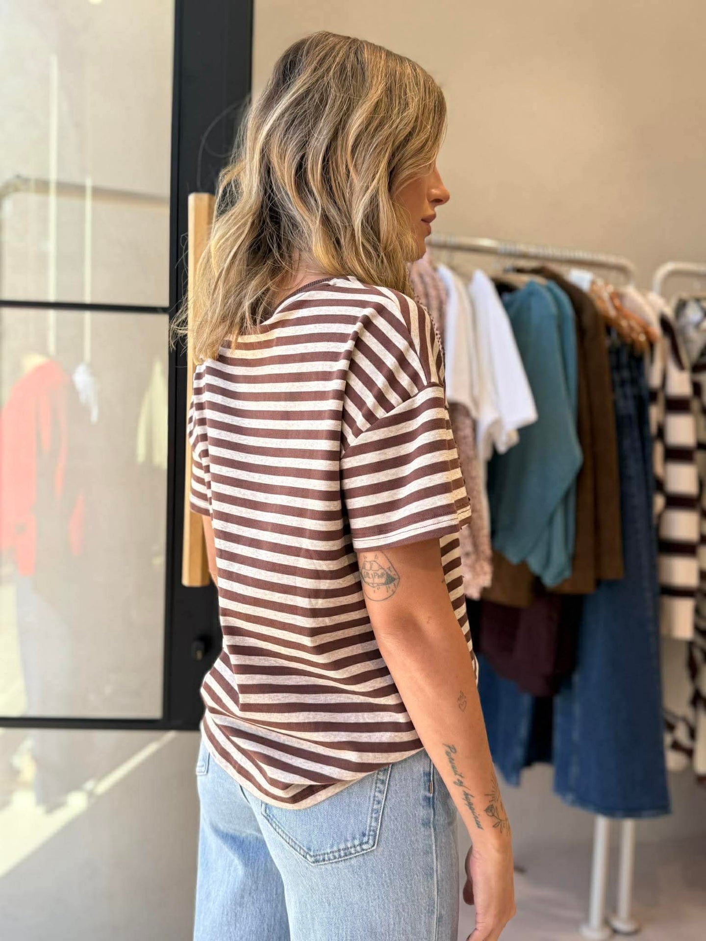 LEXI TSHIRT - NEUTRAL