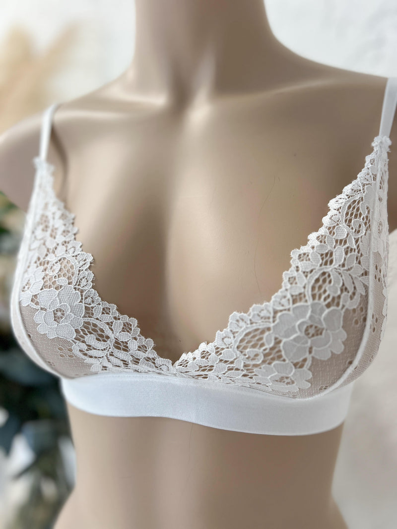 Amy Sheer Lace Bralette - White