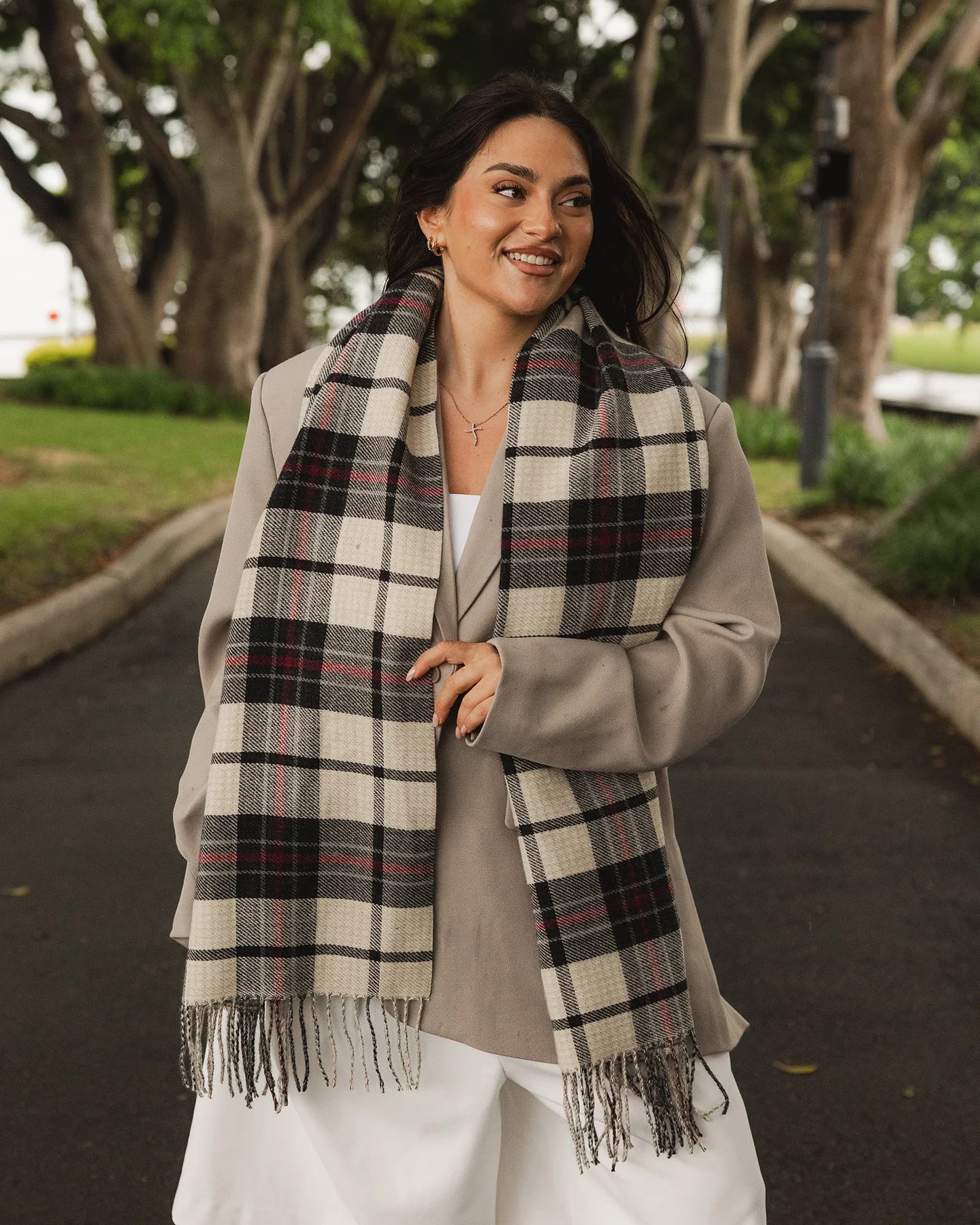 ESSEX SCARF- CHARCOAL
