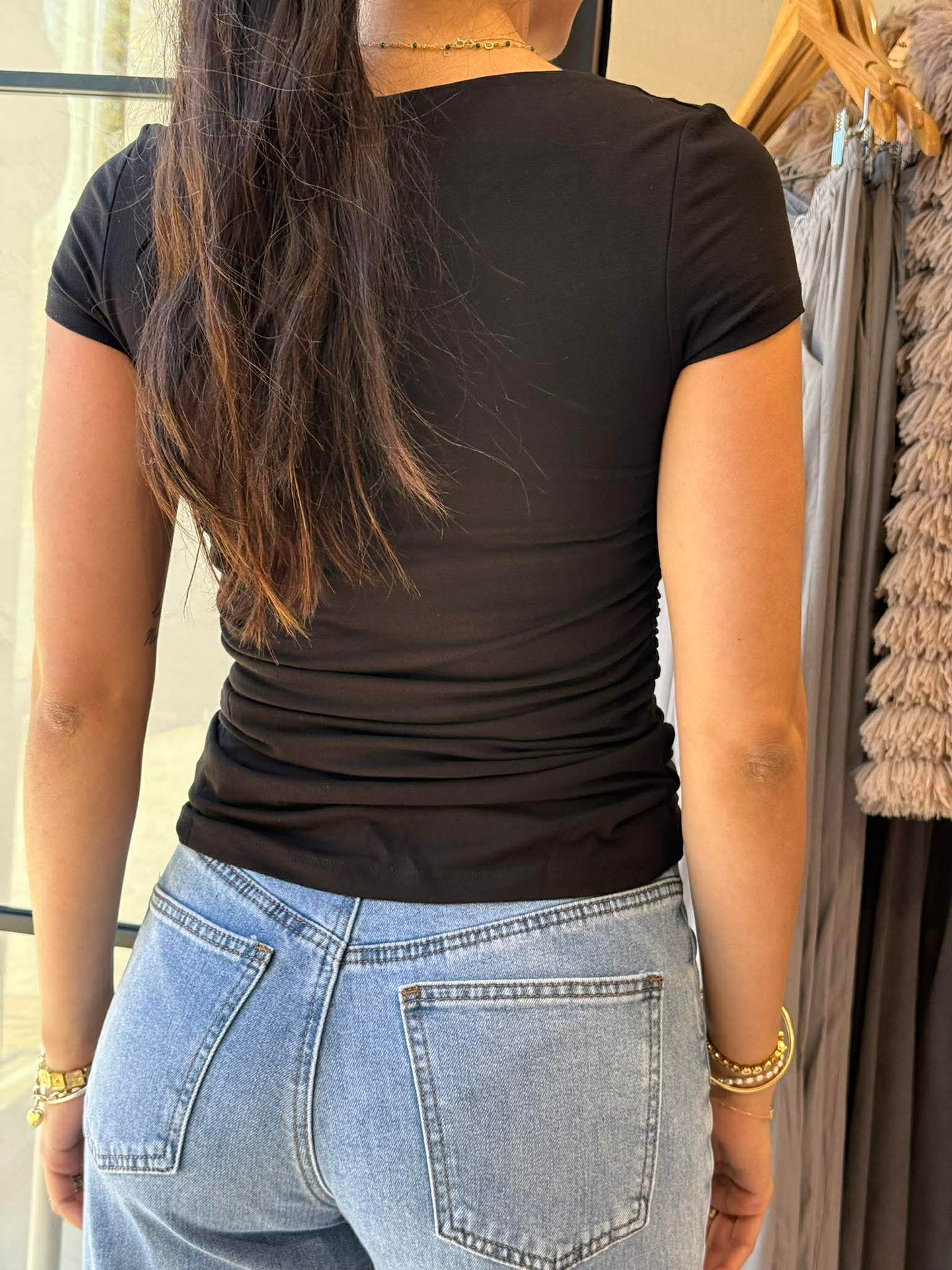 ZOE SHORT SLEEVE TOP