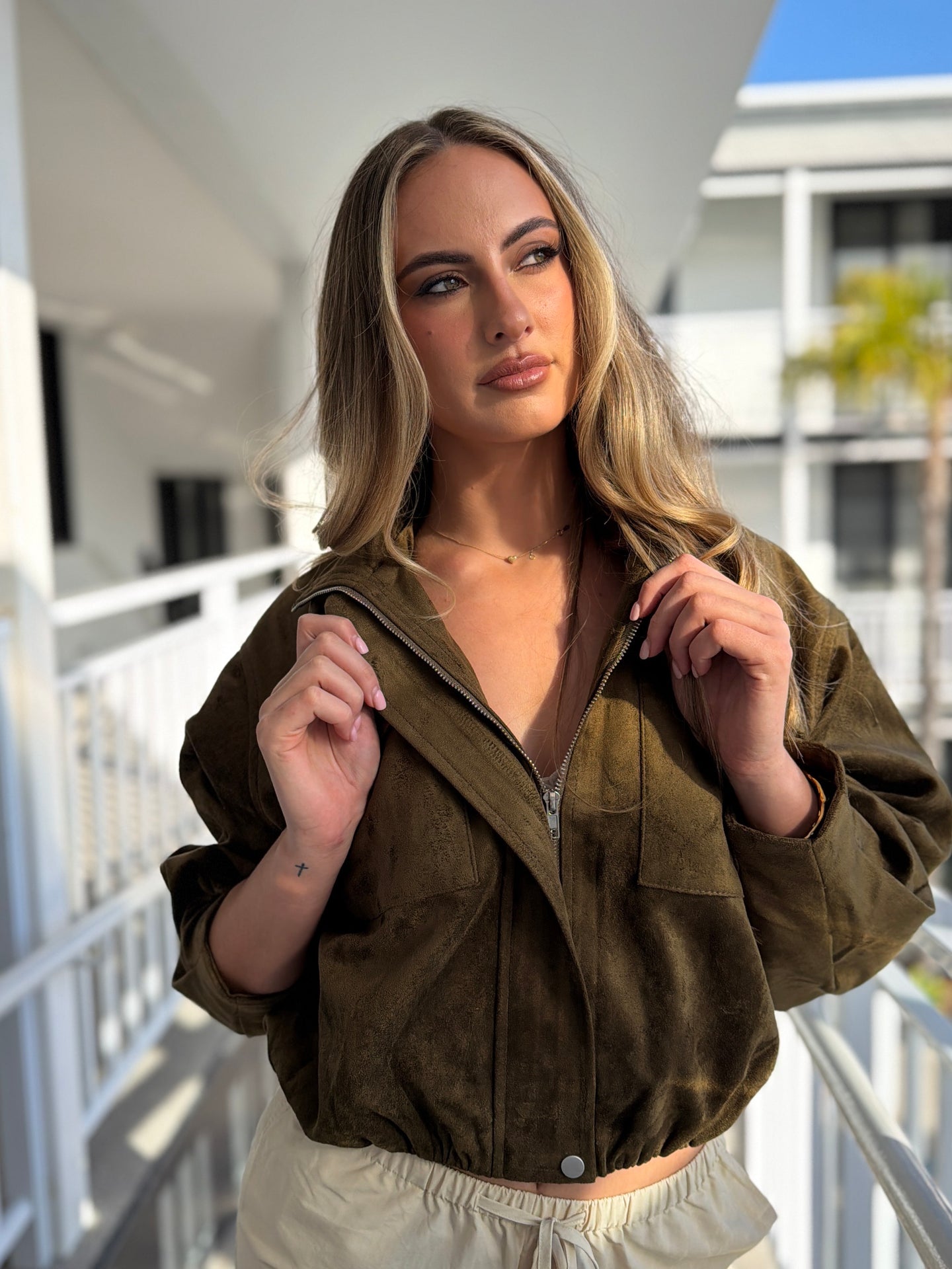 KHAKI FUNNEL NECK JACKET