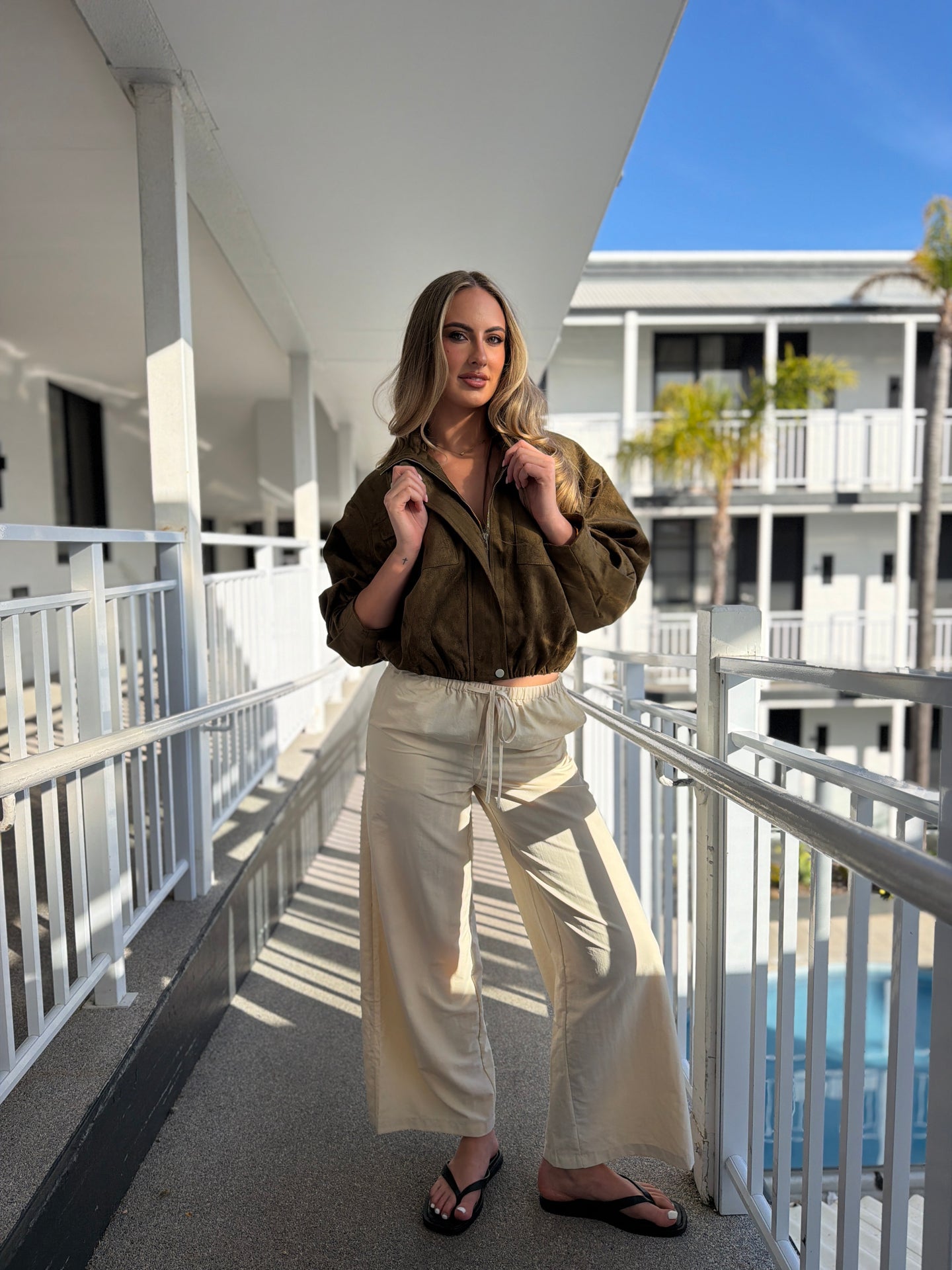KHAKI FUNNEL NECK JACKET