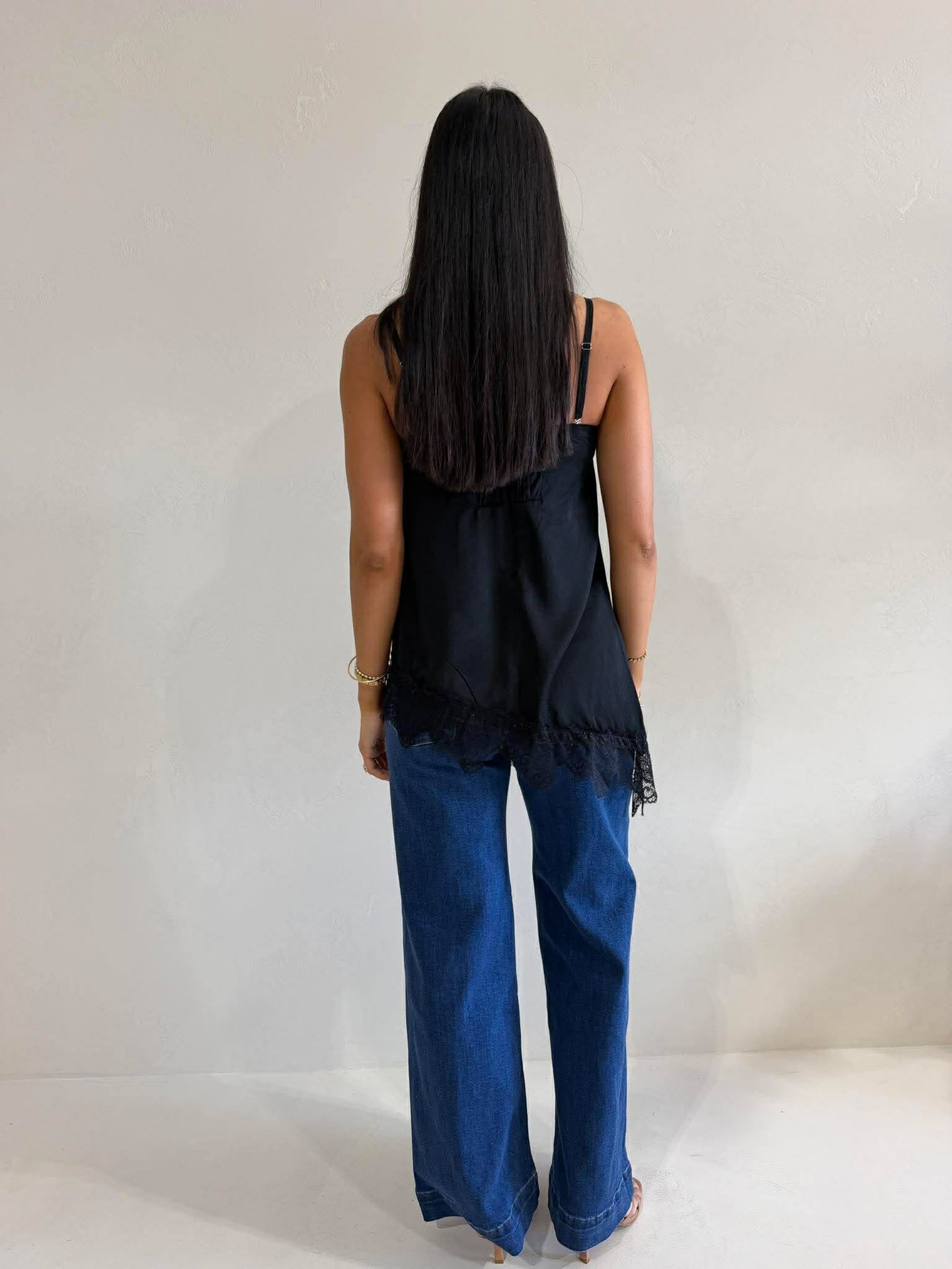 ELLEN TOP- BLACK