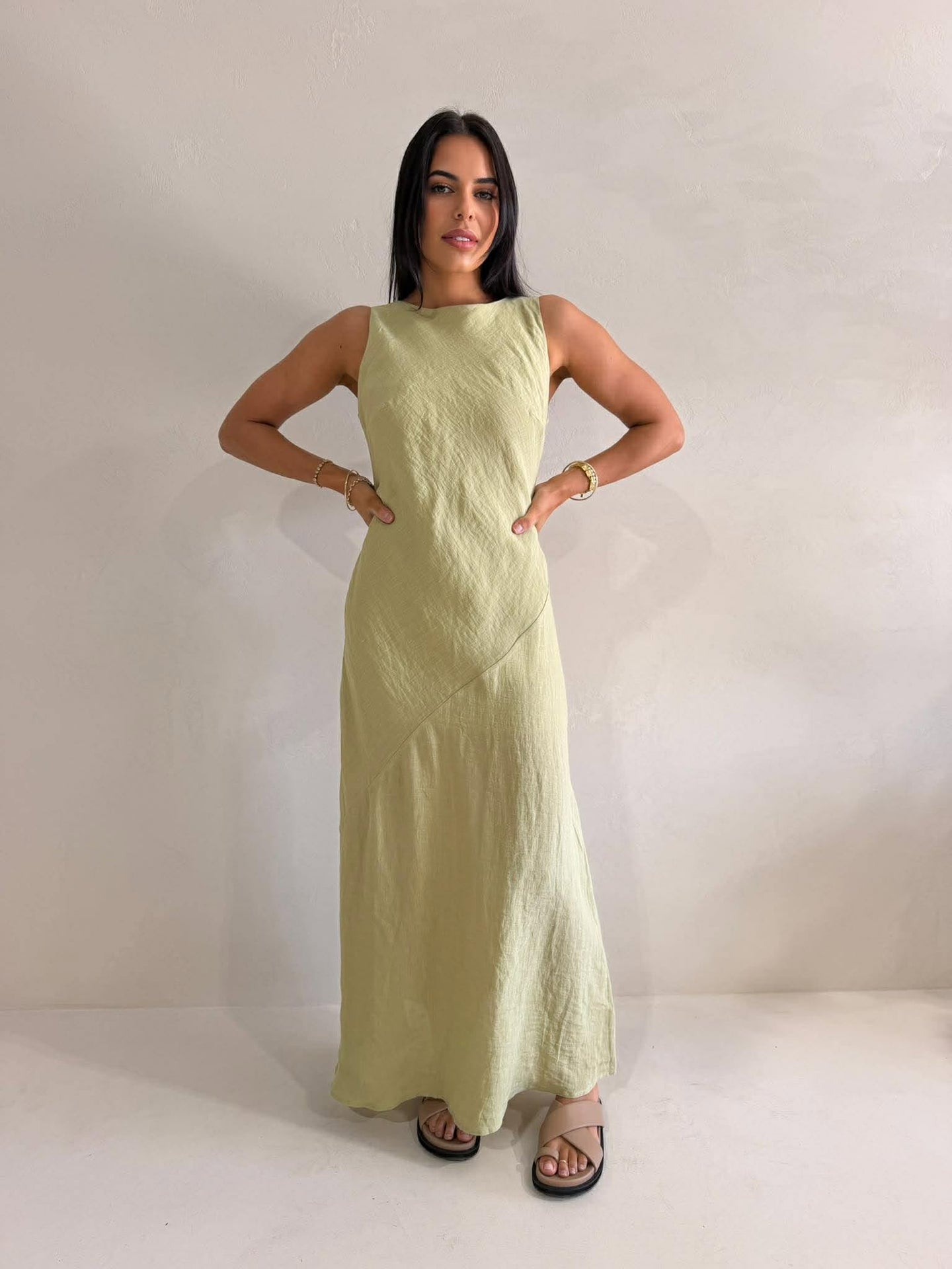 BRANDY MAXI DRESS - PISTACHIO