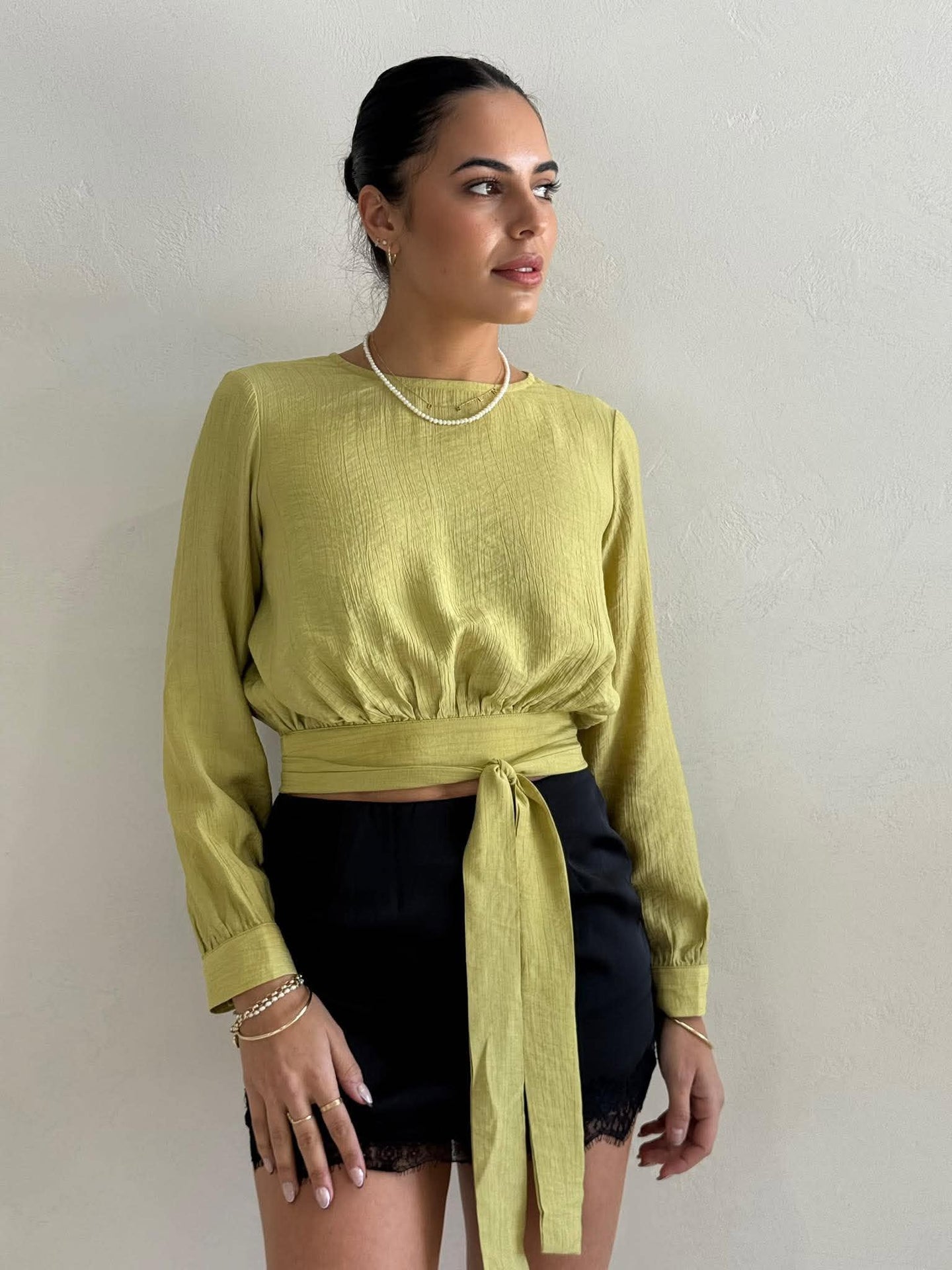 TIANA BLOUSE - CHARTREUSE