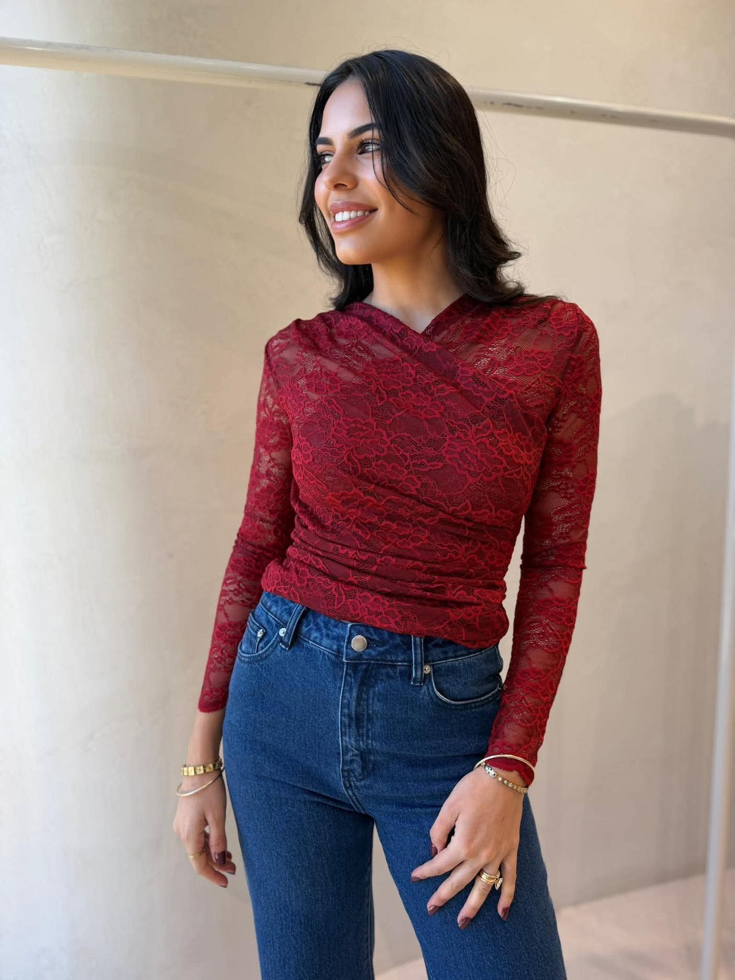 ELLIE LACE WRAP TOP- WINE
