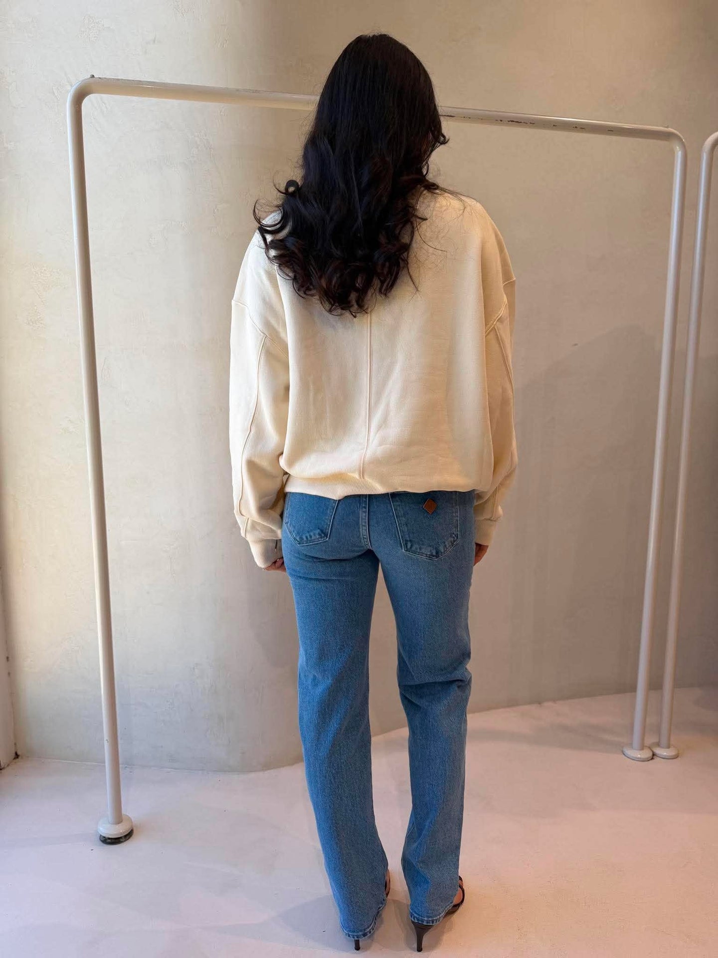 MARLI BUTTON SWEAT
