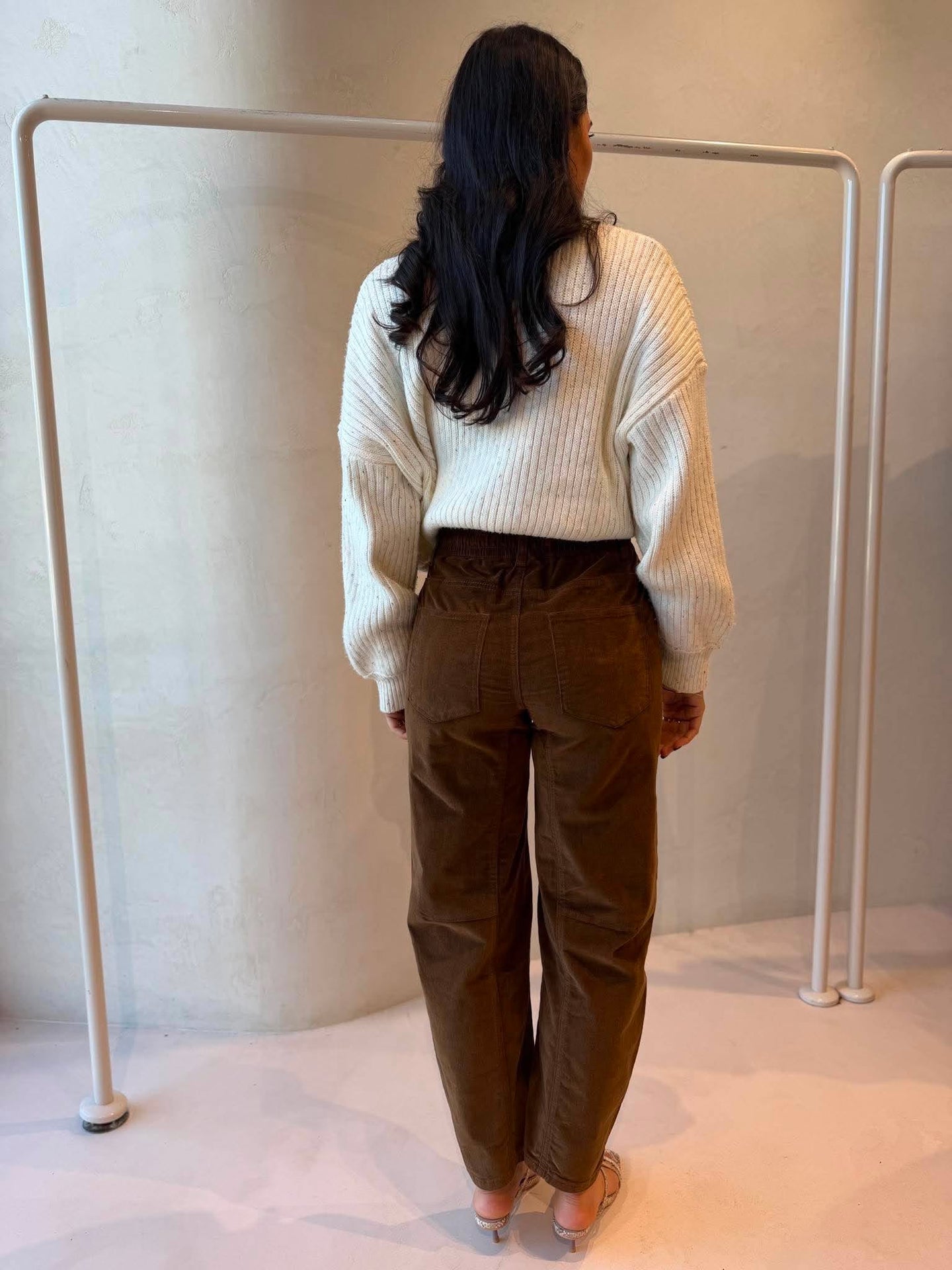 ROAM FREE BARREL PANT