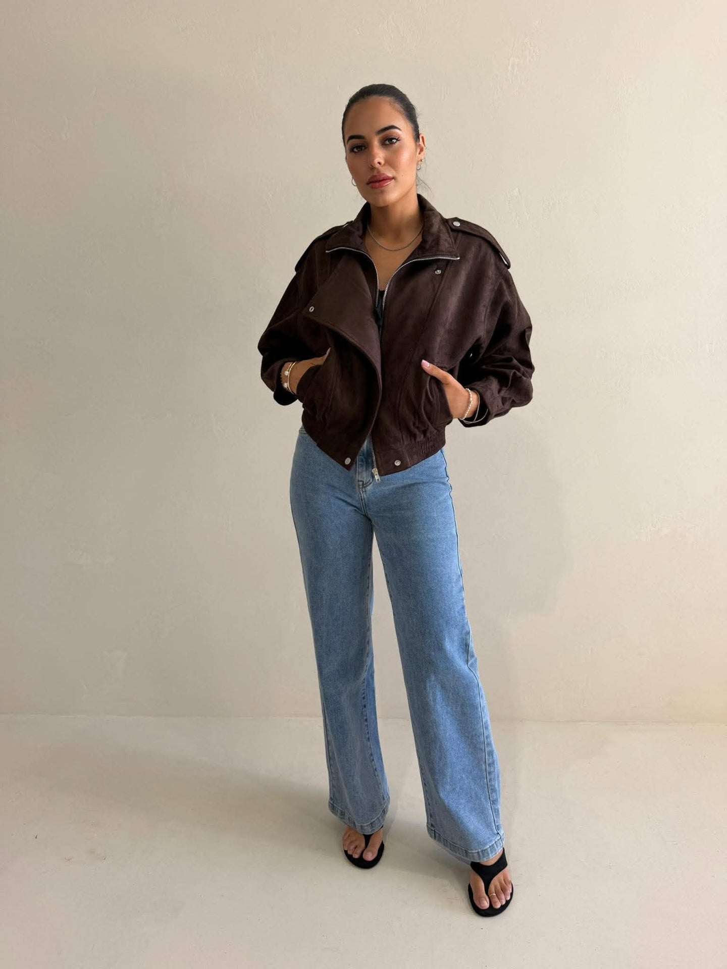 CHOC FUNNEL NECK SUEDE BOMBER