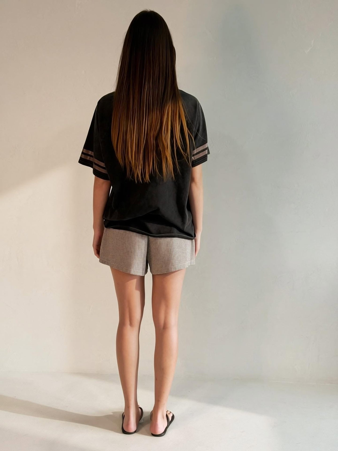 LOVE OF VINO TEE- BLACK