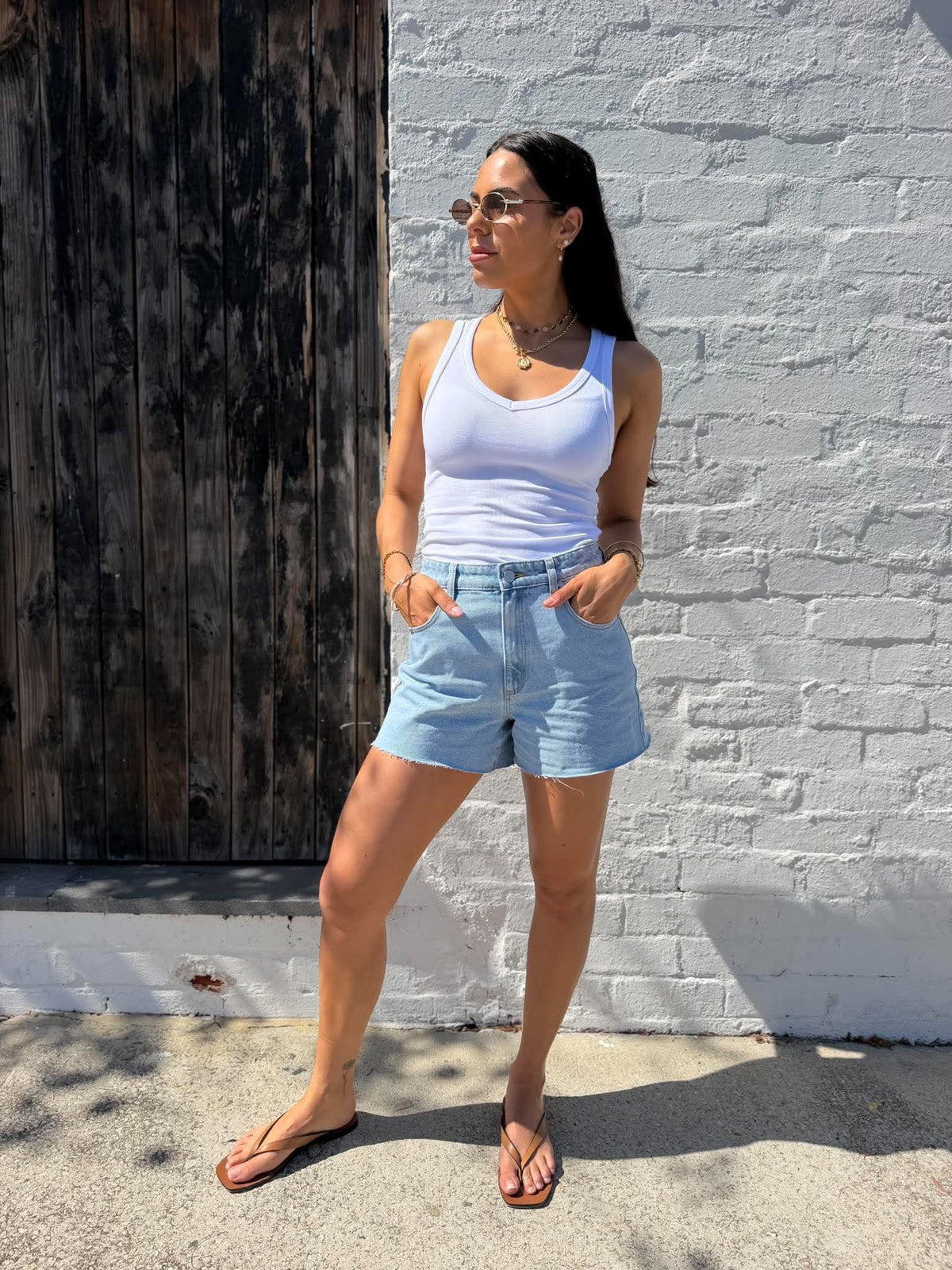 LUXE RIB VEE TANK- WHITE