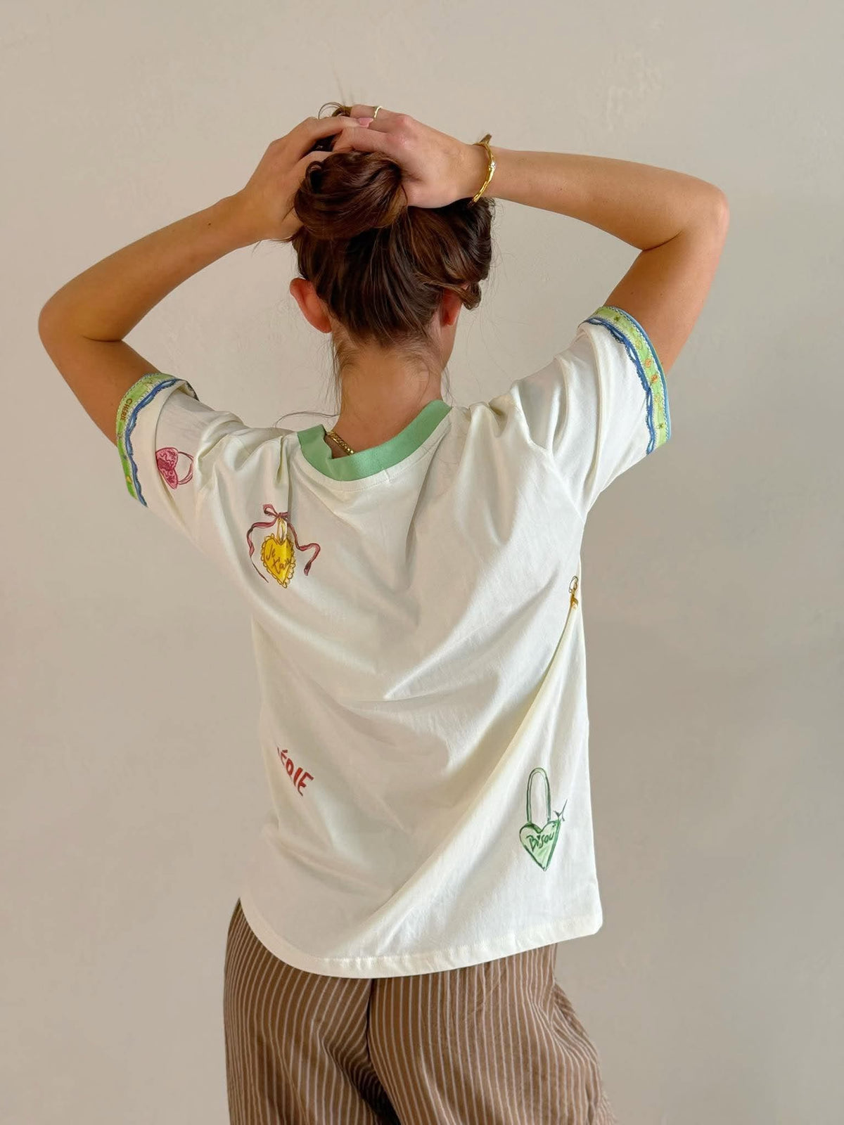 MAKU LOVE LOCK V-NECK TEE