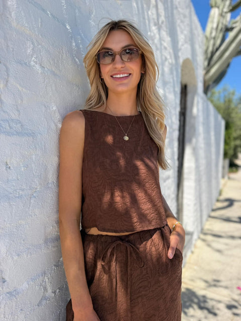 VACAY VIBES TOP- COFFEE