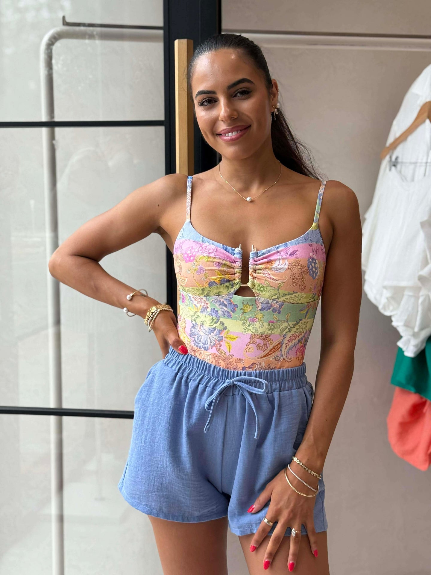 AMALA SHORT - POWDER BLUE