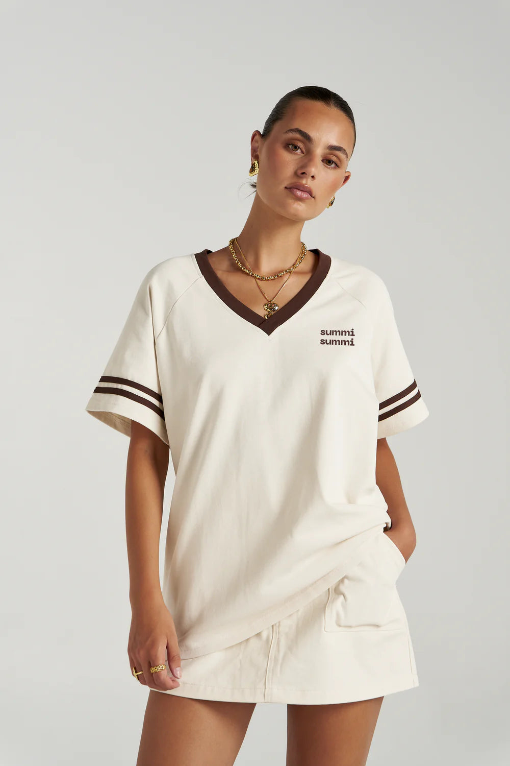 REVERIE V NECK - VANILLA/ ESPRESSO