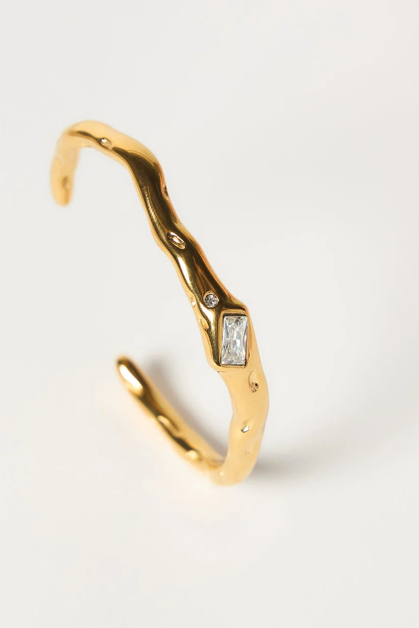 EVELYN BANGLE-GOLD/ DIAMOND