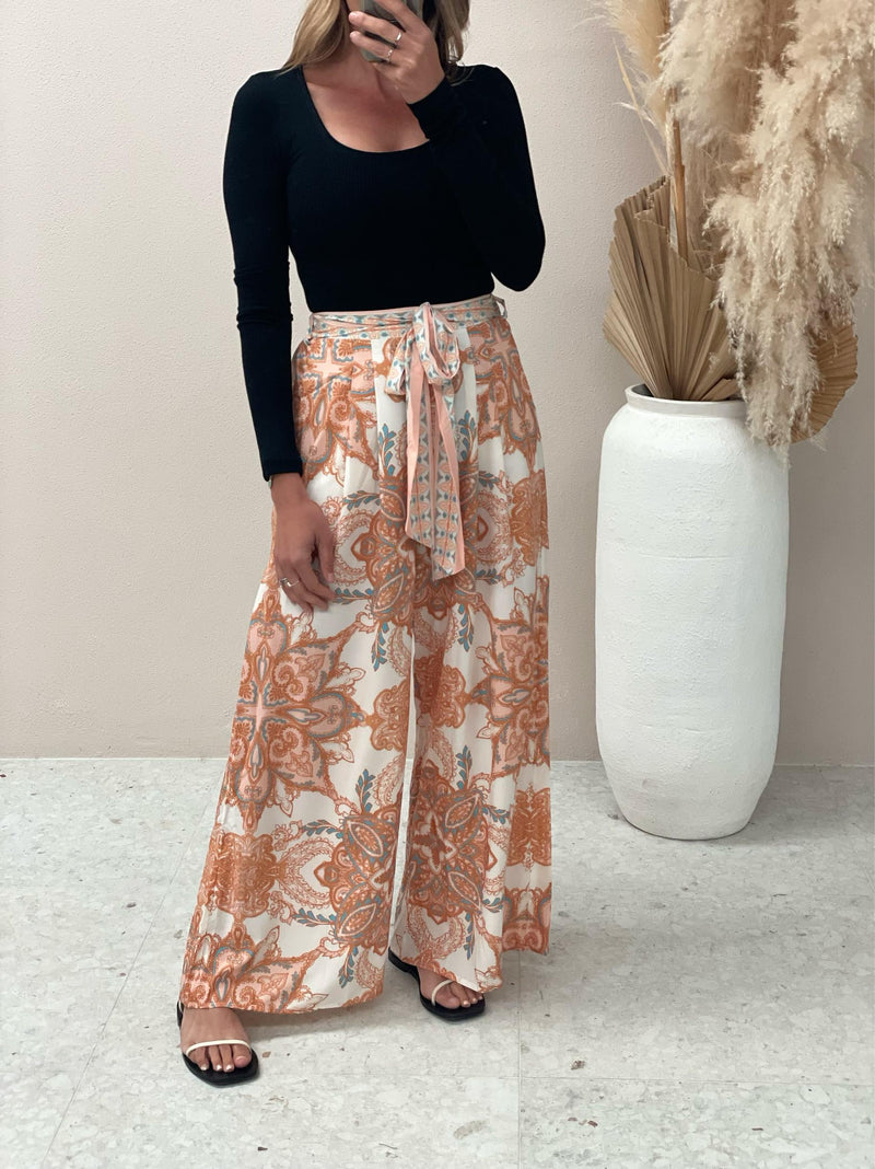 The Lilie Pant
