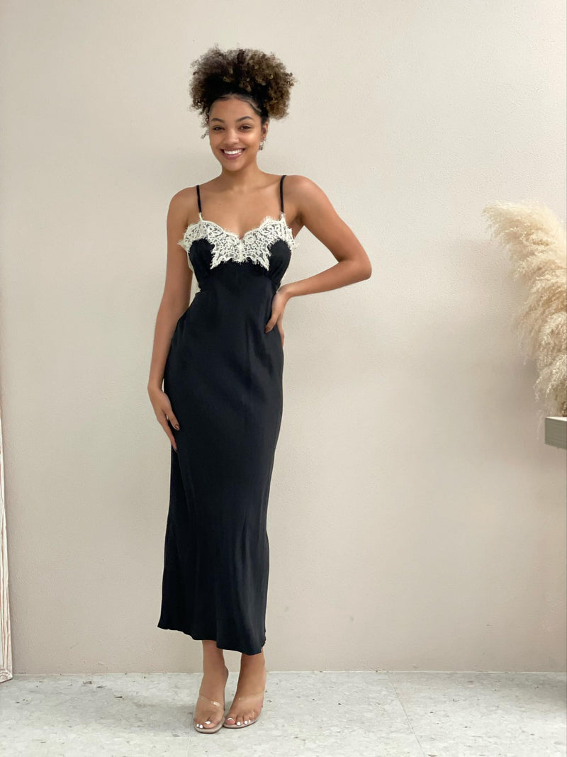 Moite Dress
