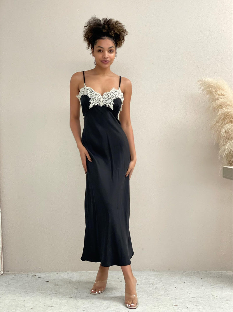 Moite Dress