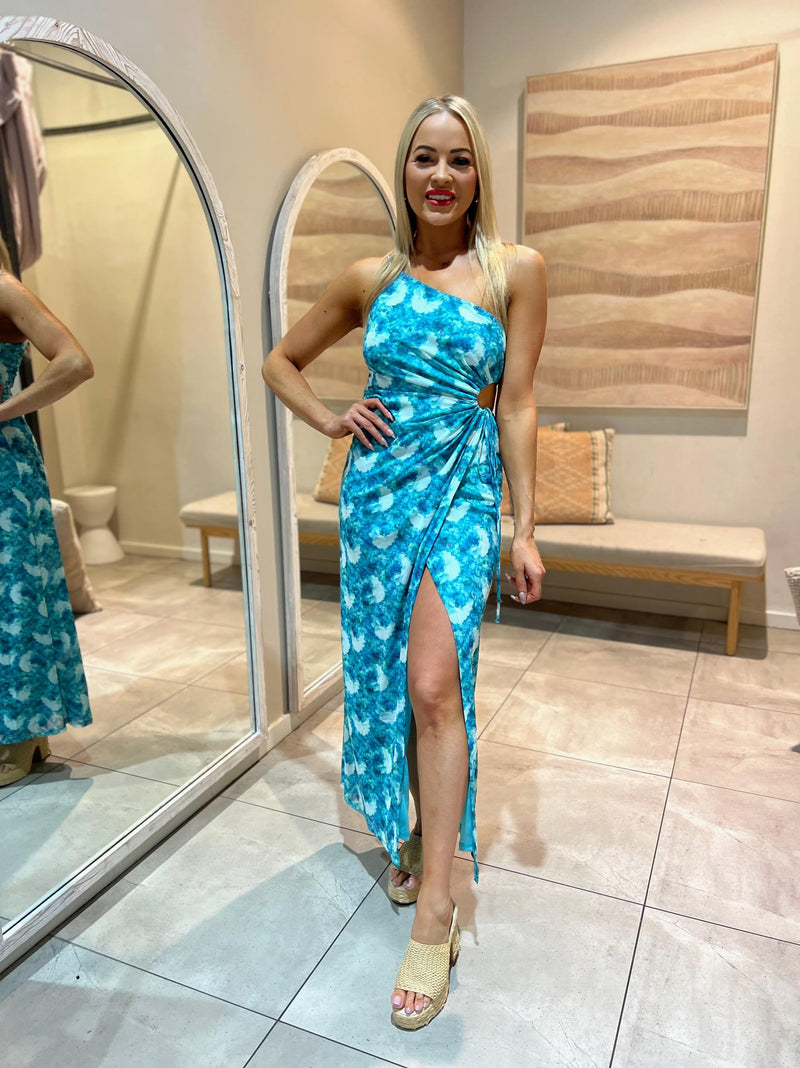 Victorys Dress