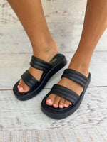 BOSS FLATFORM SLIDES - BLACK SMOOTH