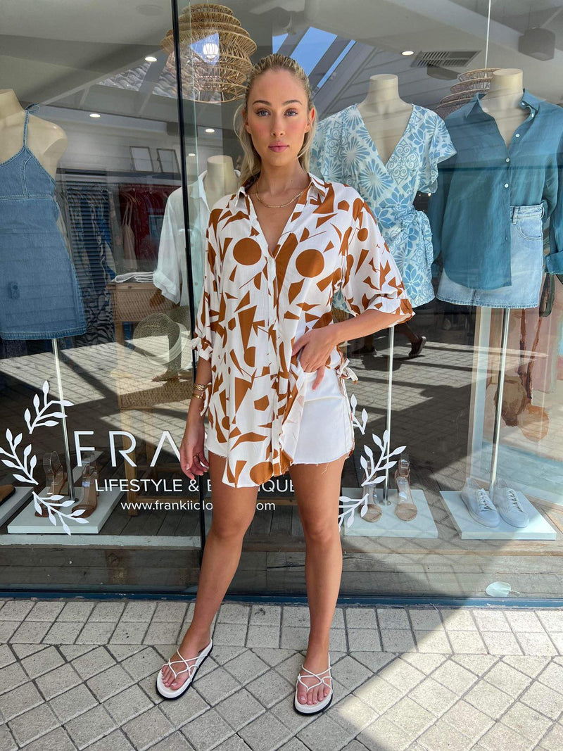 Bella Blouse