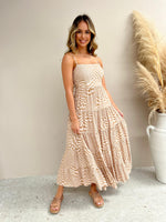 Fahari Maxi