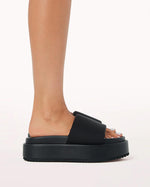 Gloria Platform Slide