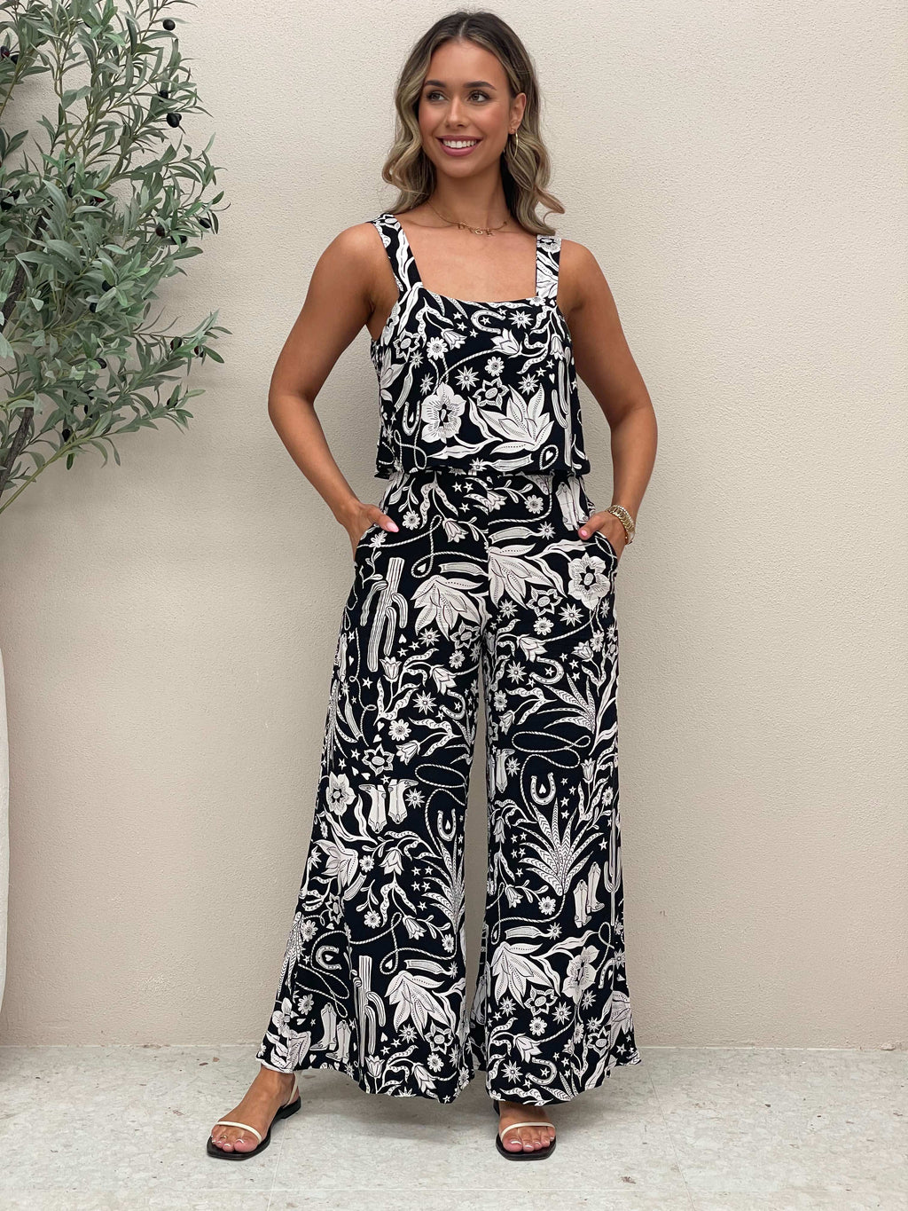 NEW ARRIVALS – Frankii Clothing