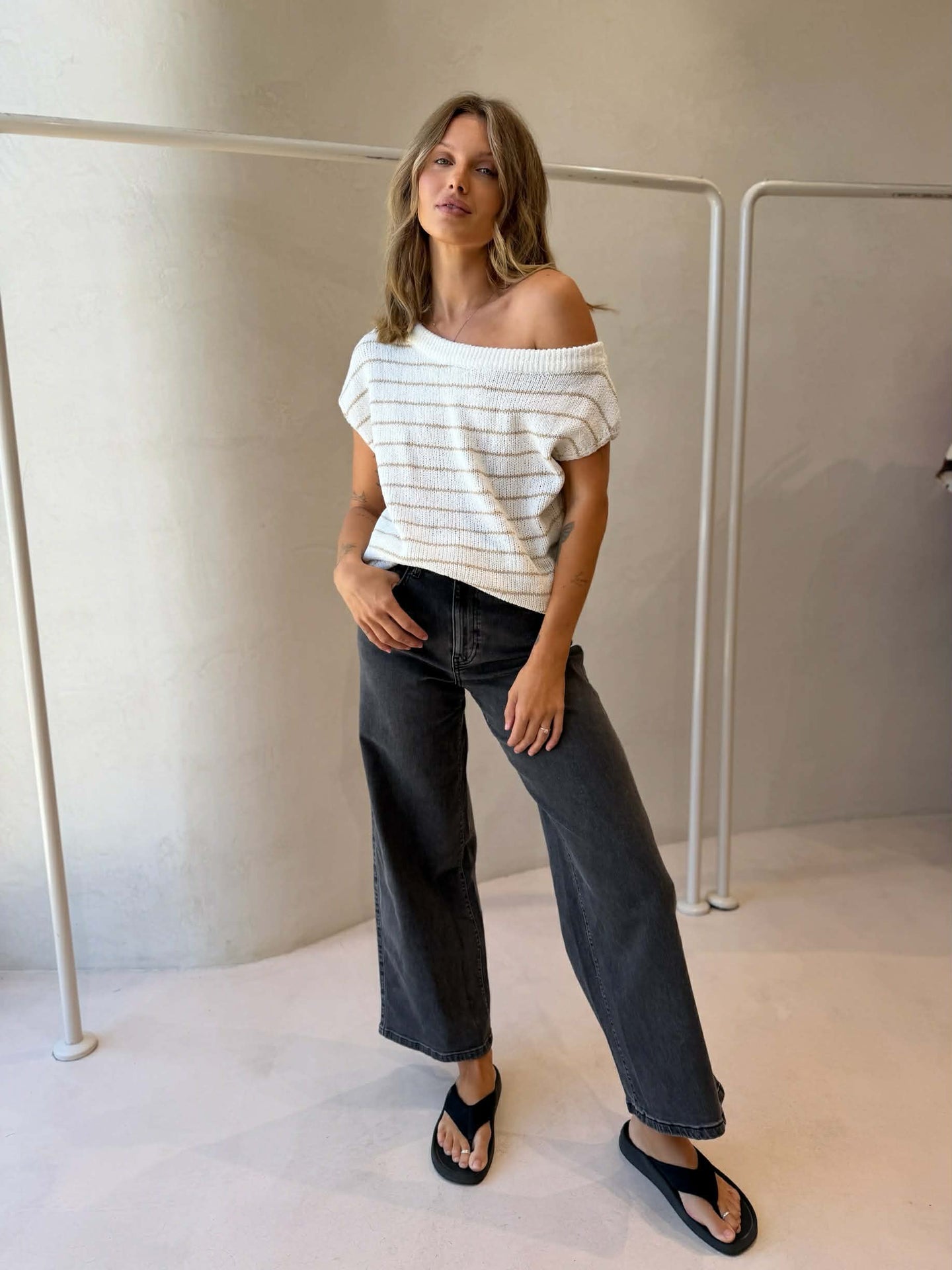 STRIPED OUT KNIT TEE- OATMEAL