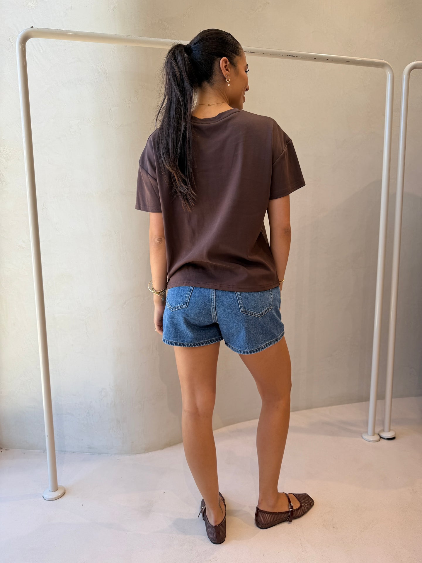 LEXI TSHIRT - DARK CHOC