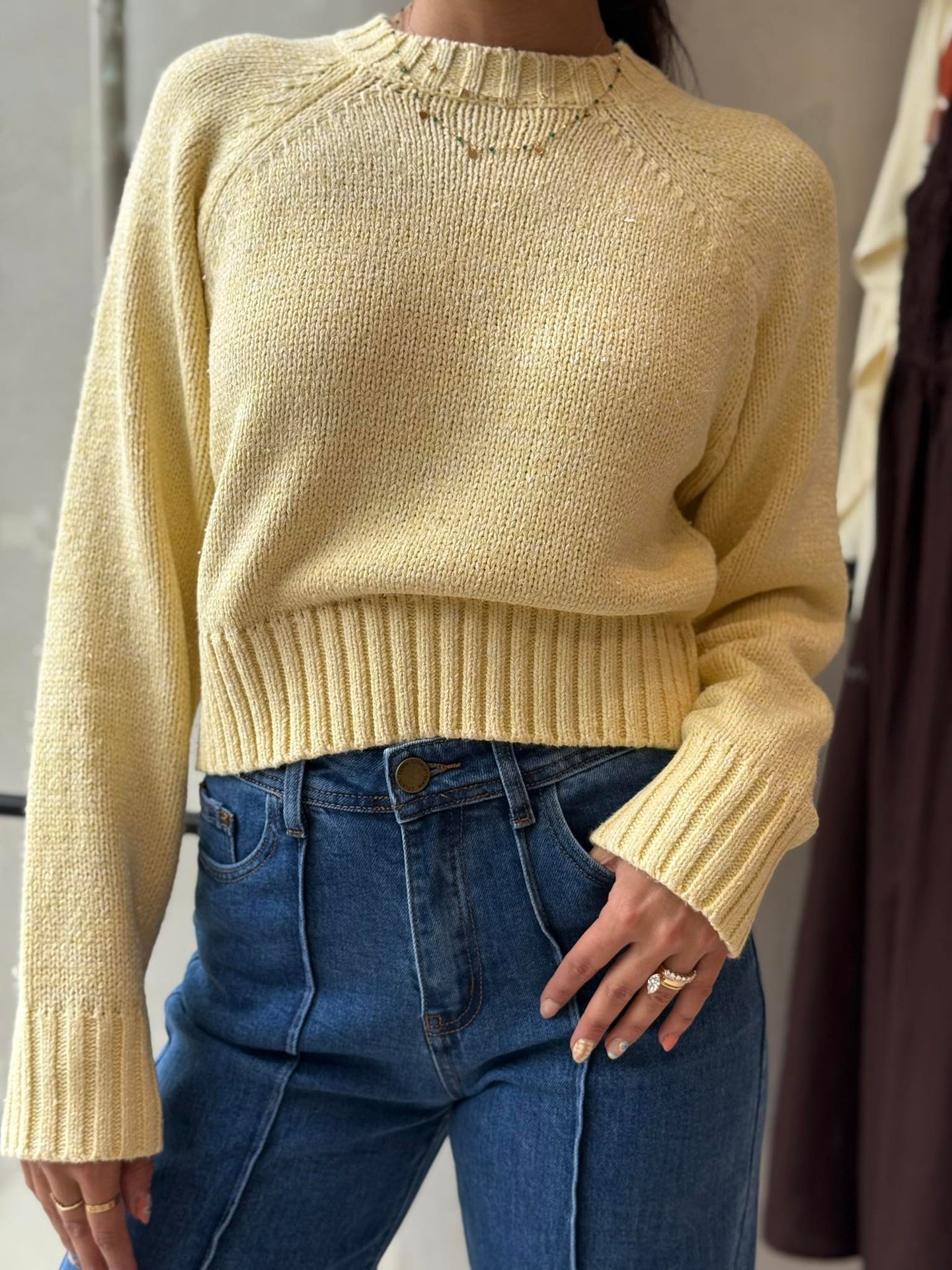 TALULLAH CREW KNIT - YELLOW