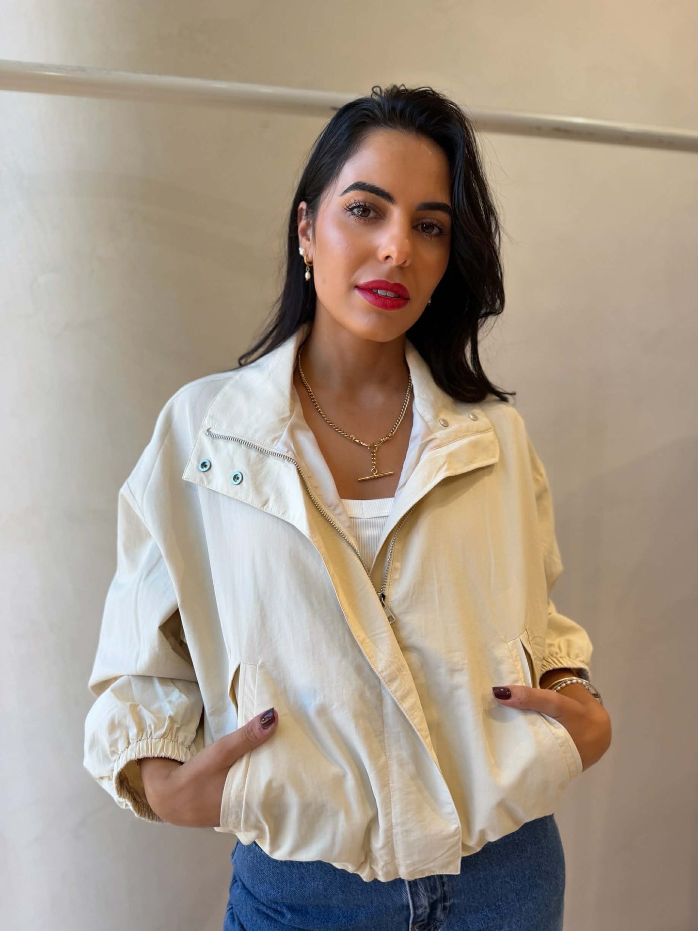 GIGI WINDBREAKER JACKET- SAND