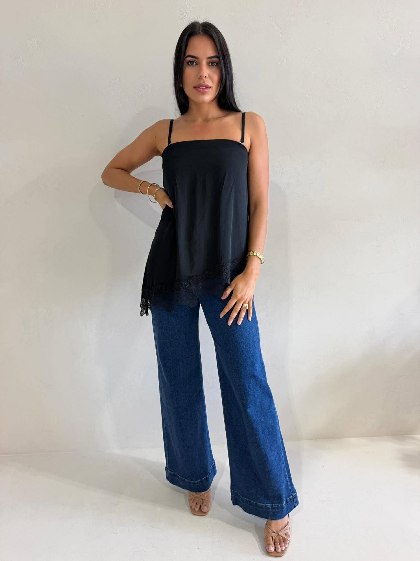 ELLEN TOP- BLACK