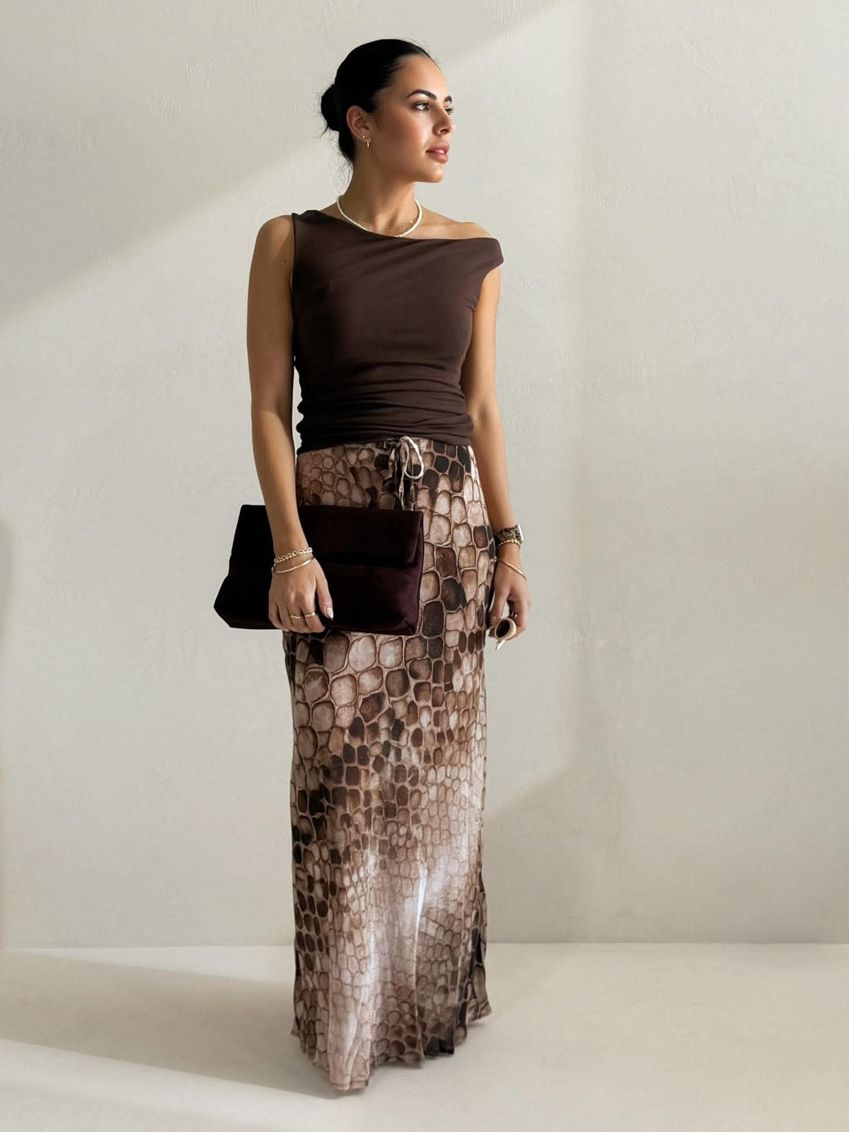 KYLIE OFF SHOULDER TOP- BROWN