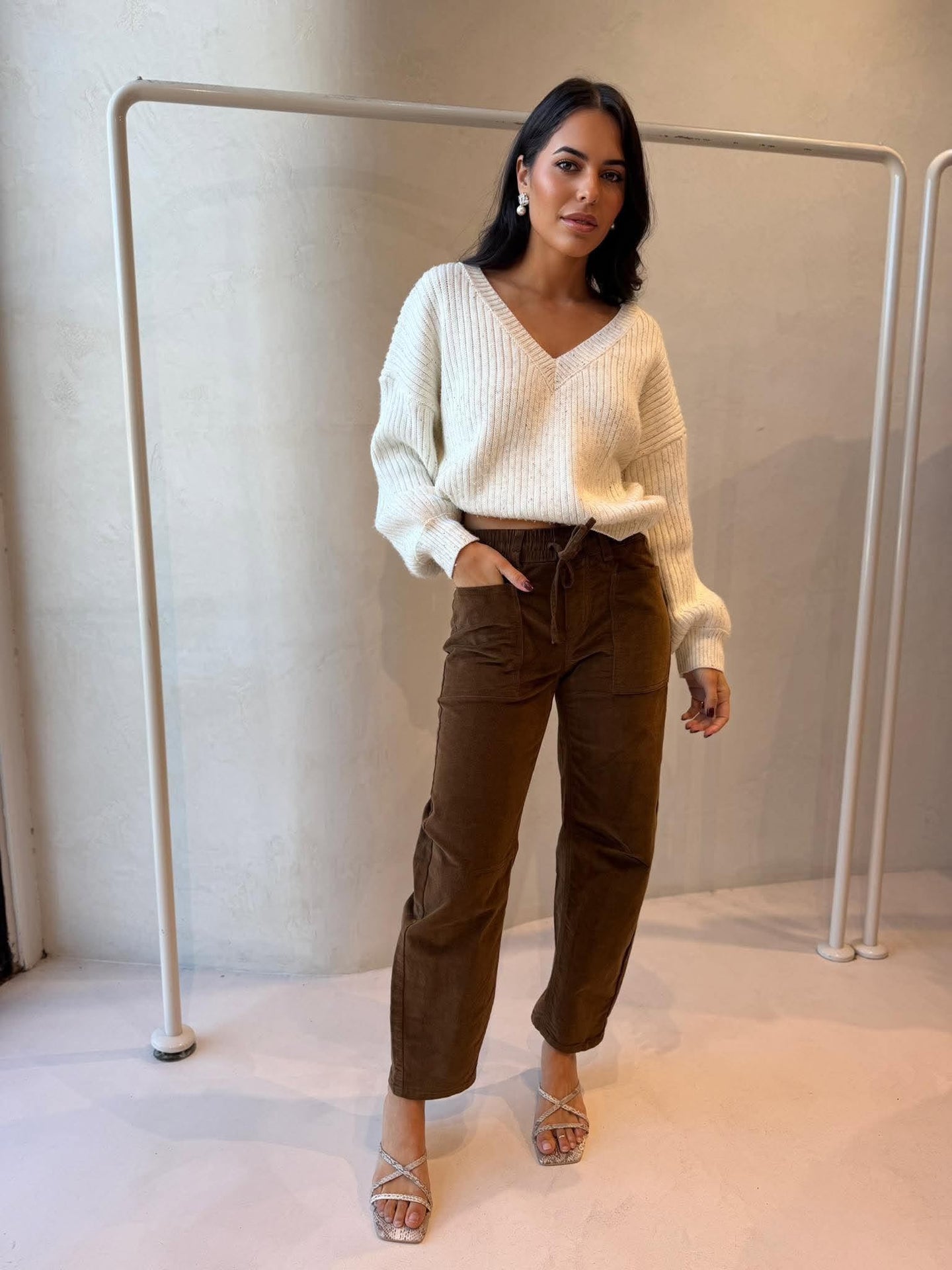 ROAM FREE BARREL PANT