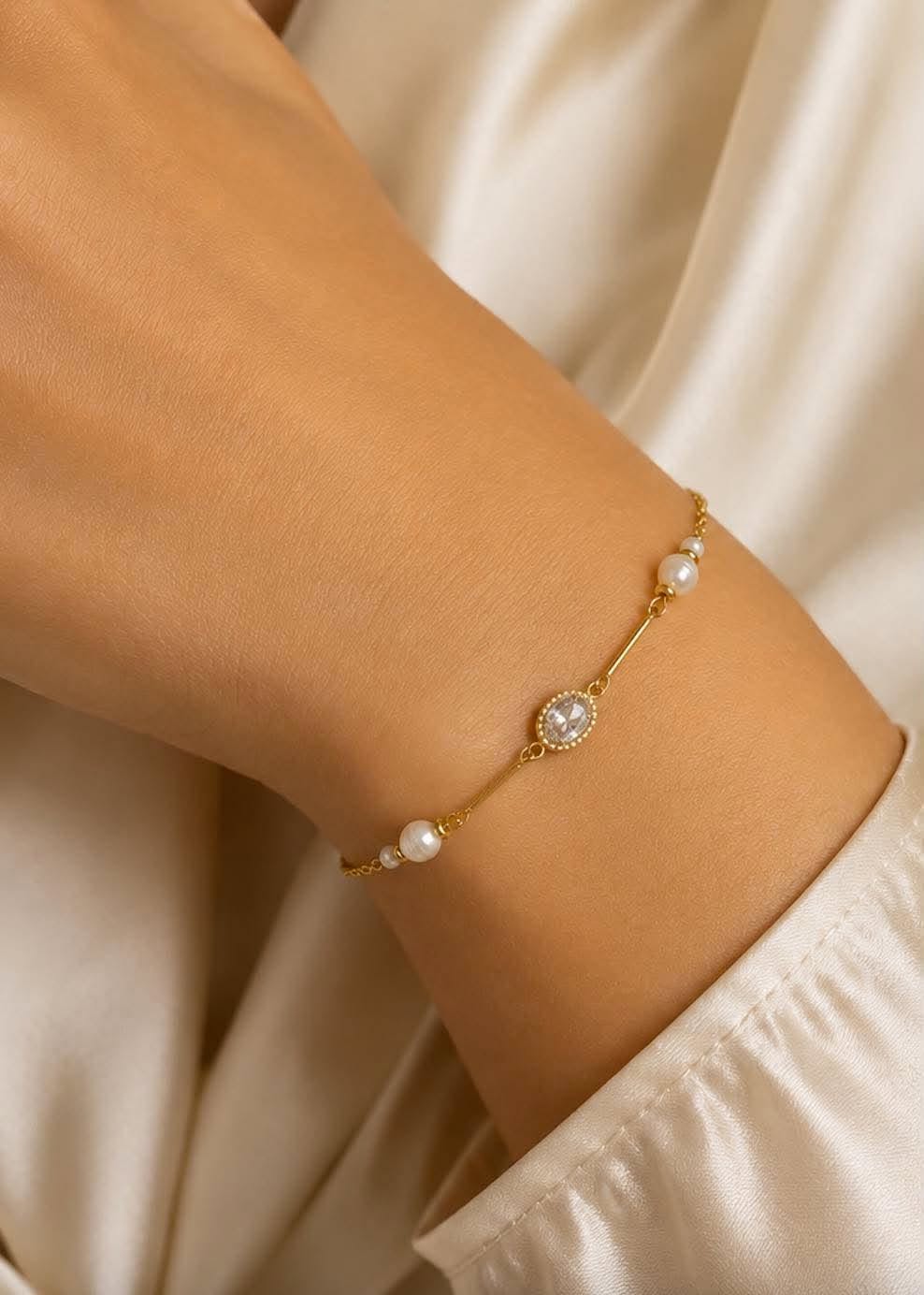 VENUS PEARL BRACELET