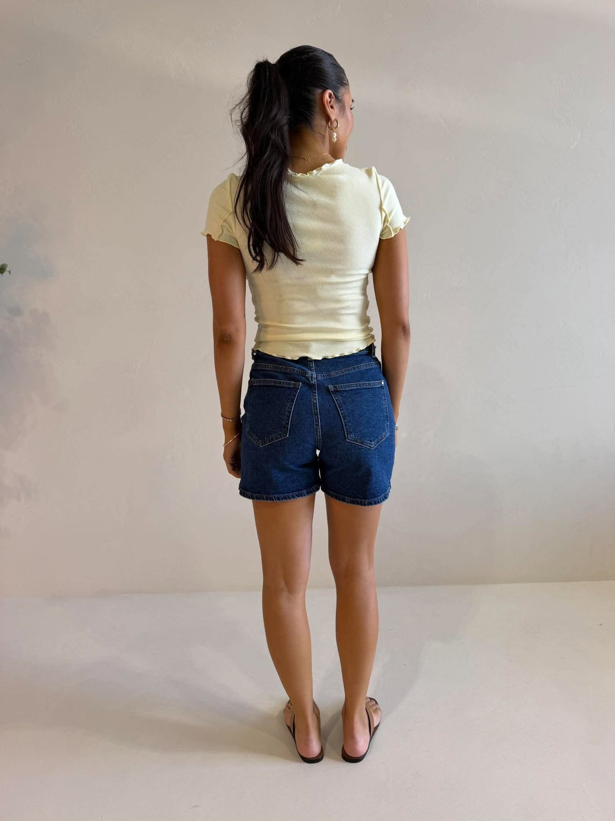 SITA SHORT SLEEVE TEE- BUTTER