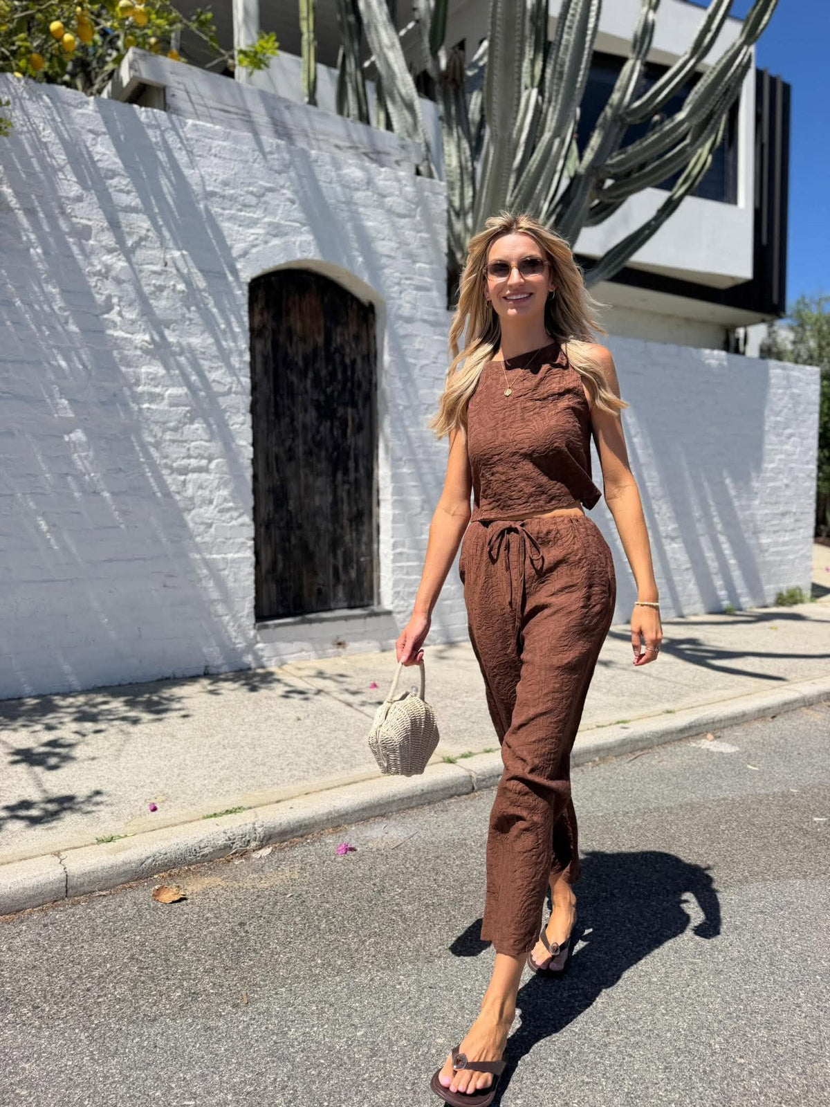 VACAY VIBES PANTS- COFFEE