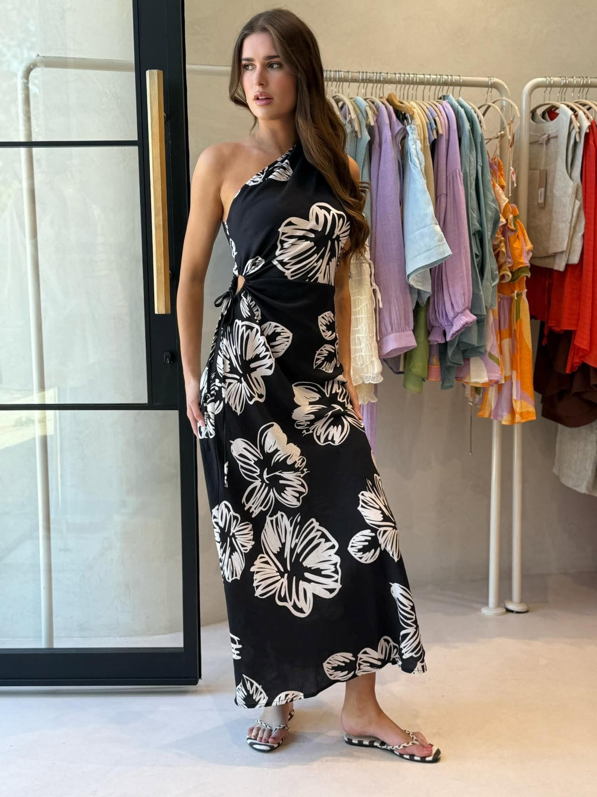 JARRAH MAXI DRESS -DARK FLORAL