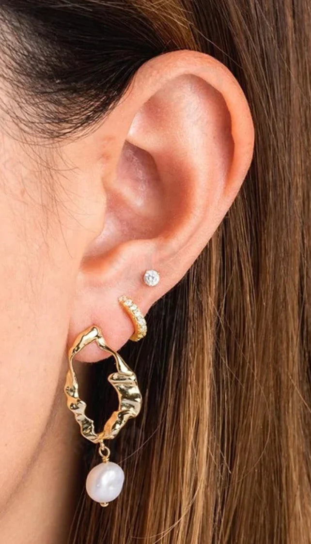 Dakota Pearl Earrings