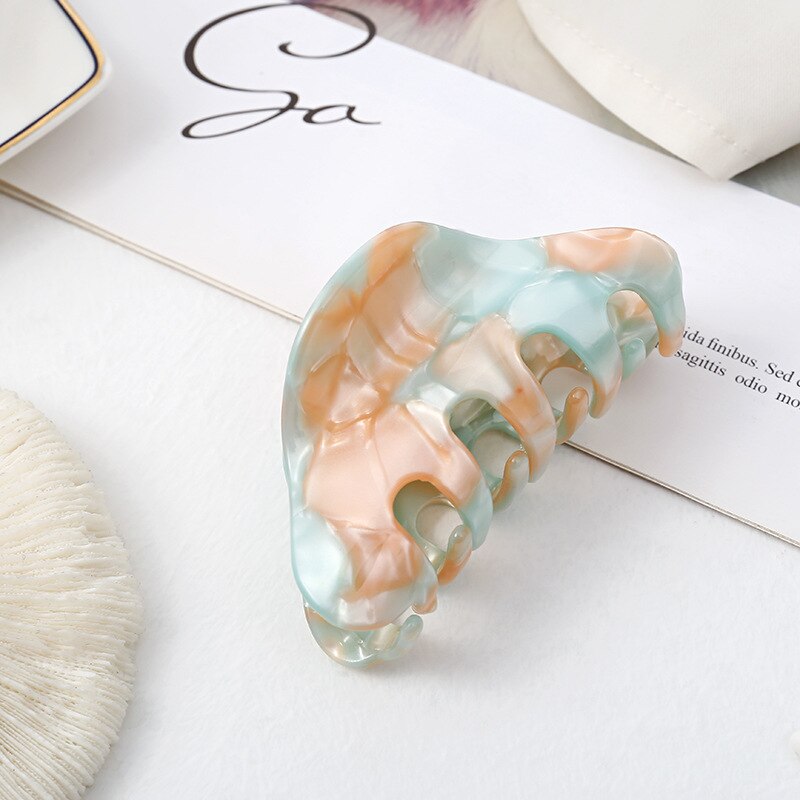 Allia Hair Clip