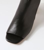 Cerina Boots - Black