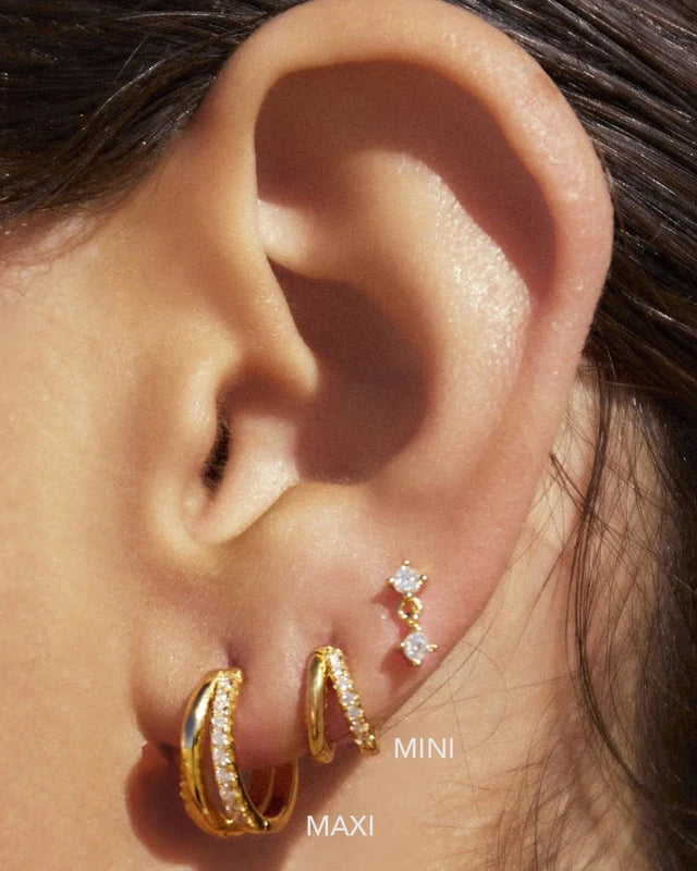 WINNIE GOLD HUGGIE EARRINGS-MINI
