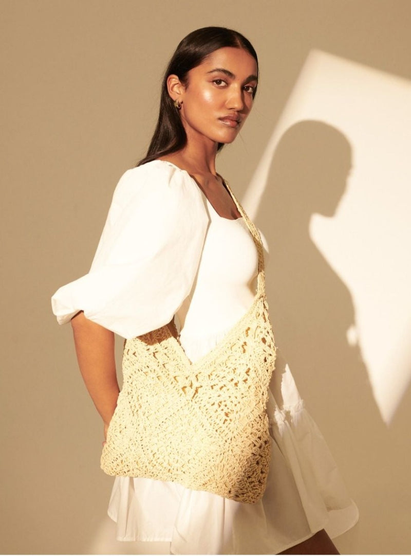DIAMOND CROSSBODY STRAW TOTE BAG