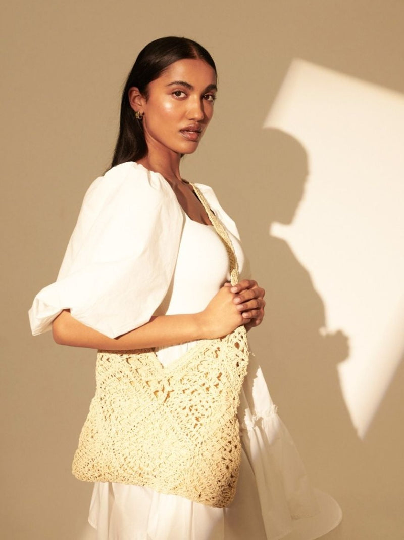 DIAMOND CROSSBODY STRAW TOTE BAG