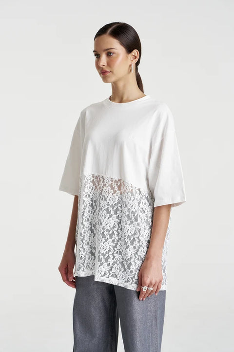 LACE PANEL TEE-LILY WHITE BY SUMMI SUMMI